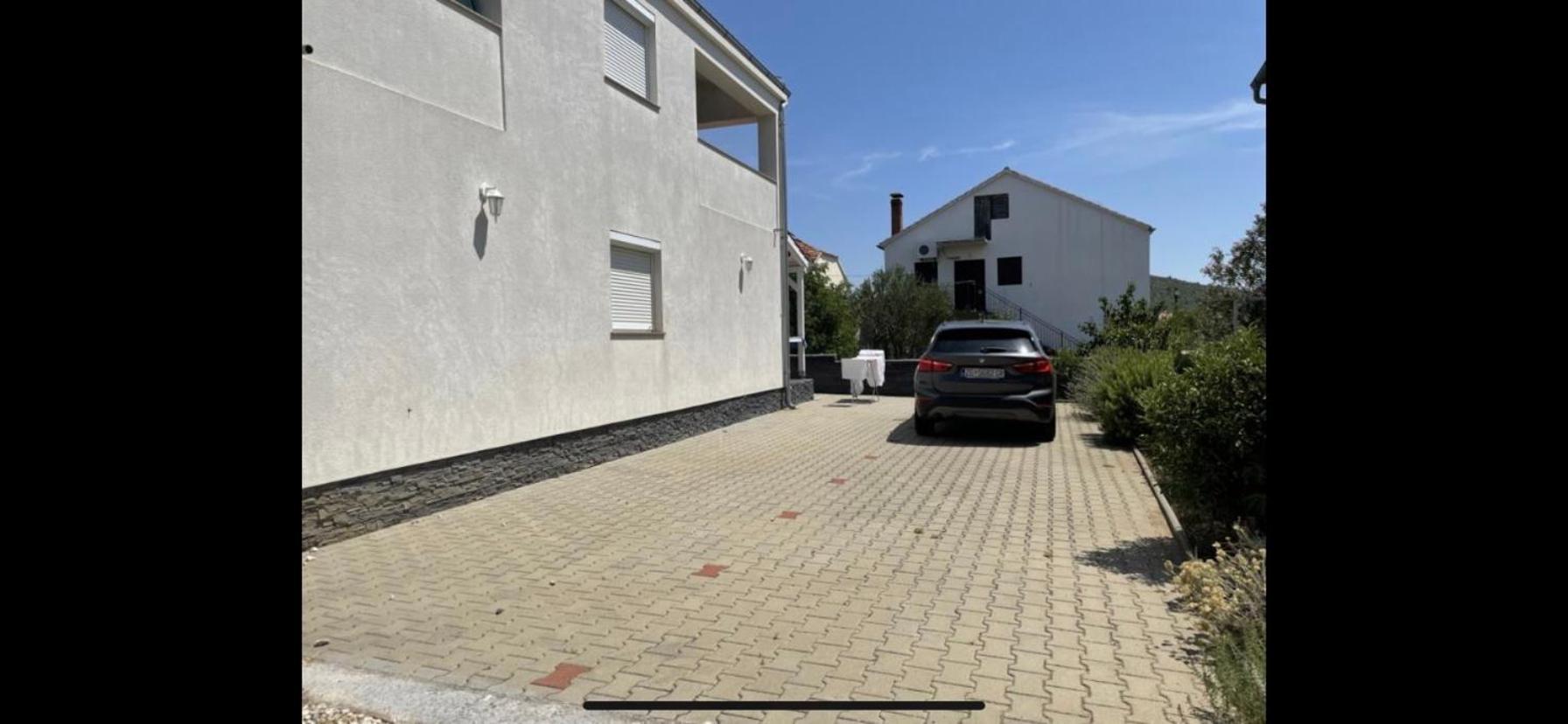 Apartmani Gavran Pirovac Exterior photo