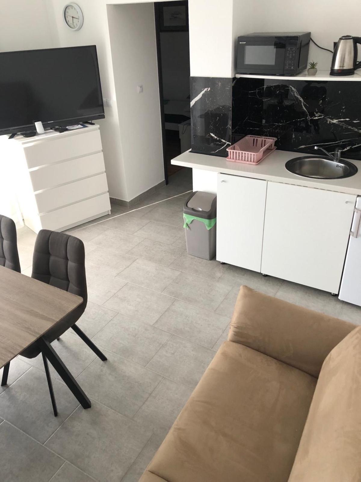 Apartmani Gavran Pirovac Exterior photo